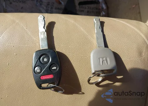 2012 Honda Accord 2.4 Ex-L из США, поврежденный, VIN 1HGCP2F88CA198294